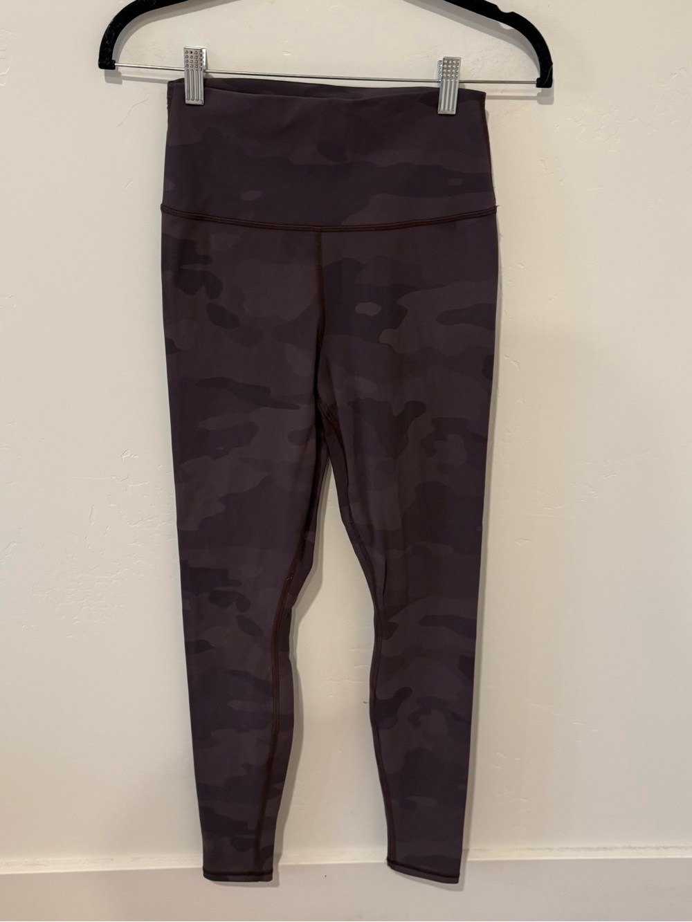 ALO Yoga High Waist Camo Vapor Leggings Womens Small Athleisure Sporty Workout